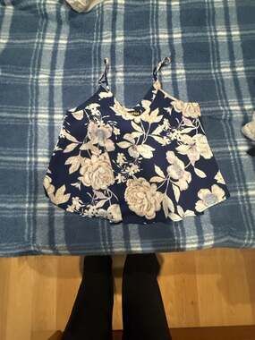 Pure Hype Floral Print V-Neck Spaghetti Strap Cami Tank Top
